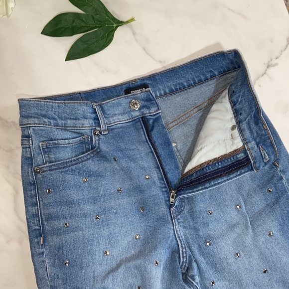 Express Women Jeans Blue Rhinestone Cropped Flare High Rise Denim Size 6 - Picture 10 of 17